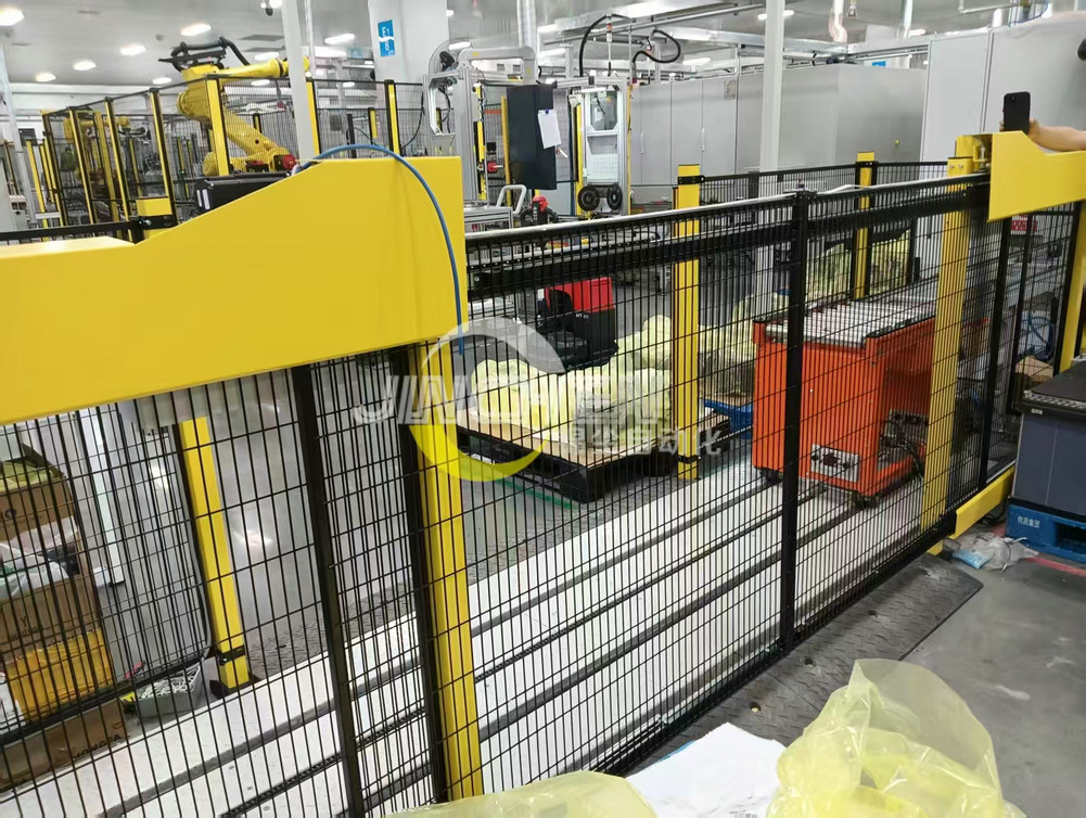 自動門擺渡輥道線，封閉式輸送機(jī)，封閉輥道線，輥筒擺渡輸送線